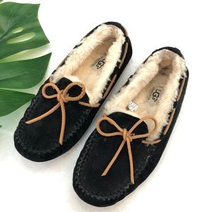 Ugg Australia Women's 'Dakota' Slipper Moccasins 7
